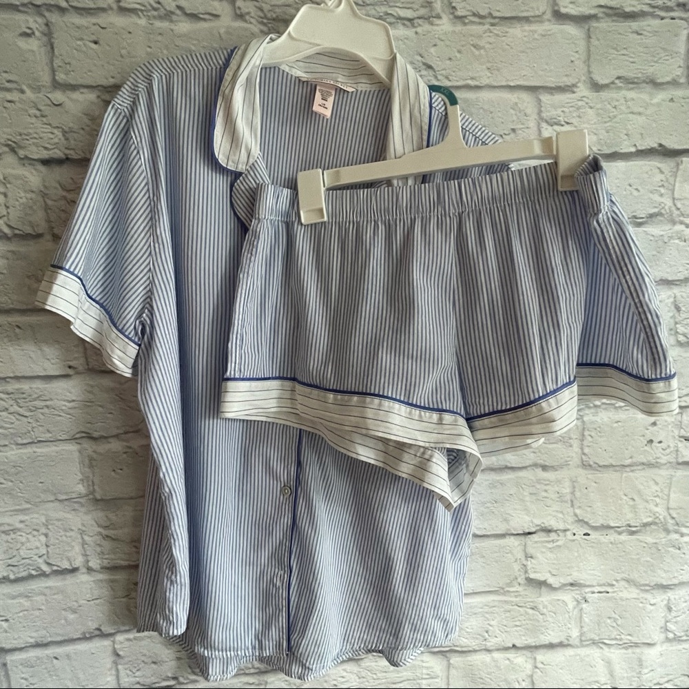 VICTORIAS SECRET BLUE STRIPE SHORTS SLEEP PJ SET L